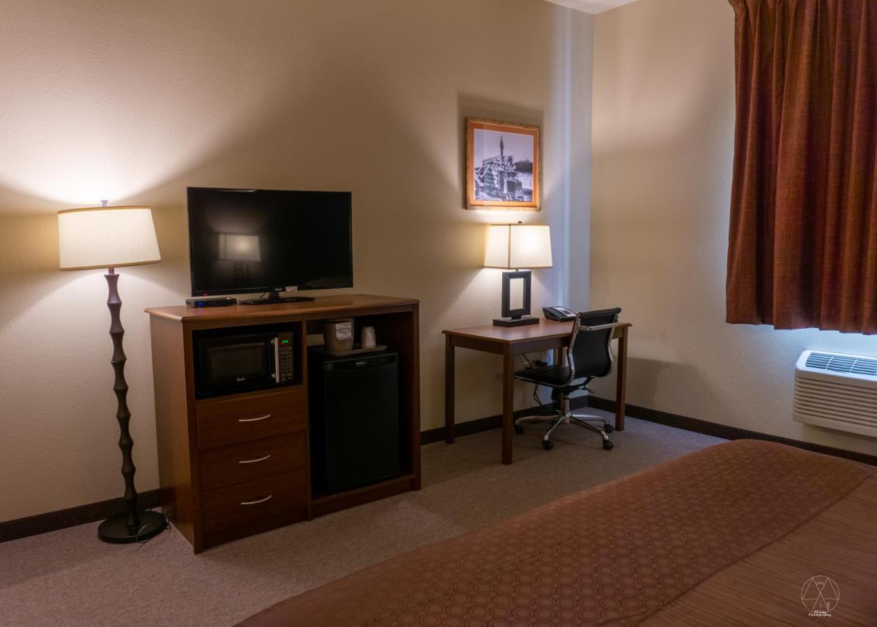 Newcastle Lodge & Convention Center エクステリア 写真